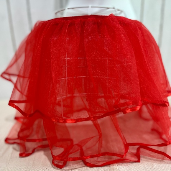 NWT Claire’s Cherry Red Tule Mini Skirt with Ribbon Hemlines - Picture 11 of 13